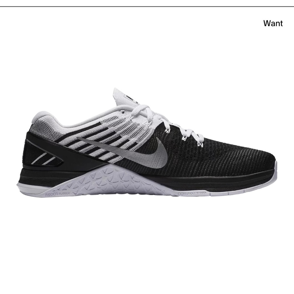 Nike Metcon DSX ‘Black White’ Flyknit Sneakers
